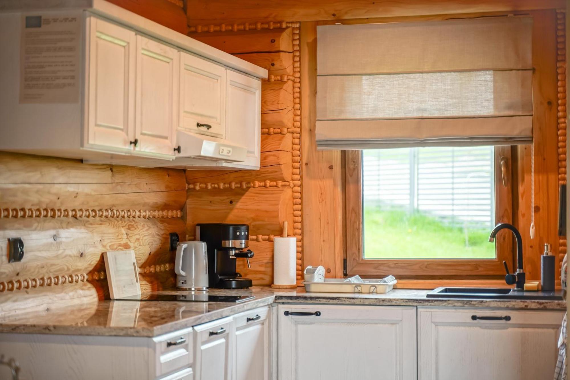Zloty Gron Log Houses & Apartments Истебна Экстерьер фото
